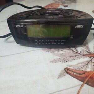 Timex T227BQ3 Large Display Alarm Clock Radio with MP3 Line-In, Black